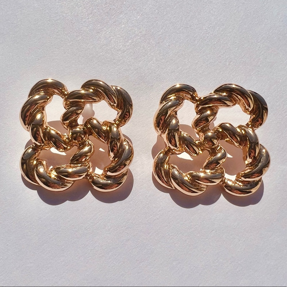 ✨Mazi Stud Earrings✨